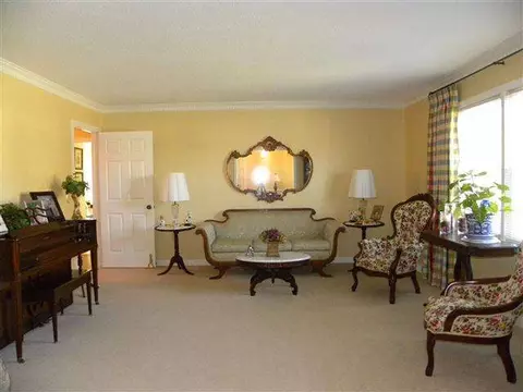1304 Hanover Rd, Anderson, SC 29621 photo 3