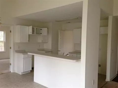 94 E Walnut St, Walhalla, SC 29691 photo 15