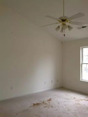 94 E Walnut St, Walhalla, SC 29691 photo 6
