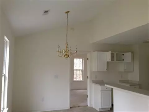 94 E Walnut St, Walhalla, SC 29691 photo 16