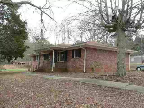 205 Lodge Rd, Pendleton, SC 29670 photo 1