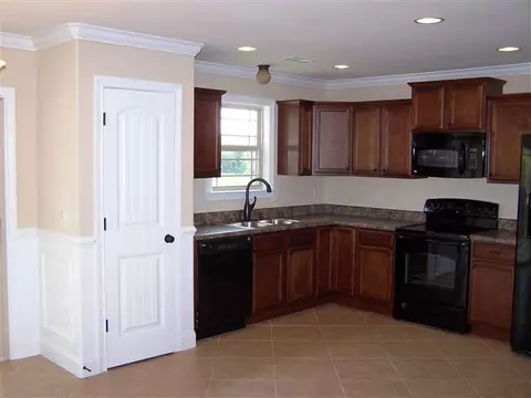 129 Stanmoore Dr, Anderson, SC 29621 photo 2