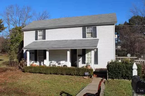 309 Jaynes St, Walhalla, SC 29691 photo 1
