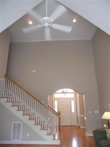 113 Sommerset Ln, Easley, SC 29642 photo 3