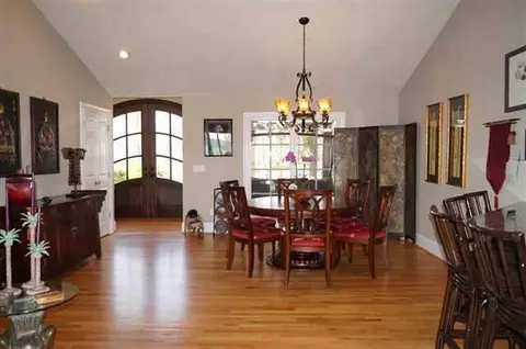 10004 Clovis Dr, Seneca, SC 29672 photo 6