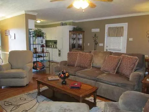 101 Mae Ave, Easley, SC 29640 photo 3