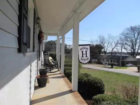 101 Mae Ave, Easley, SC 29640 photo 2