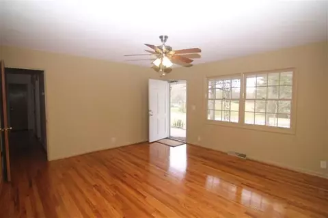1000 Oak Dr, Pendleton, SC 29670 photo 7