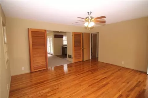 1000 Oak Dr, Pendleton, SC 29670 photo 6