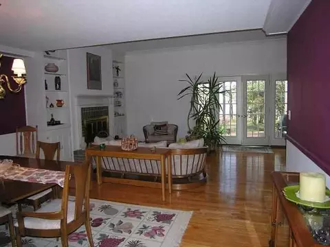 208 Holiday E, Clemson, SC 29631 photo 5