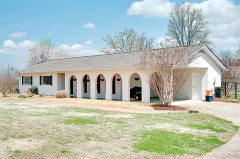 124 Francis Rd, Easley, SC 29640 photo 2