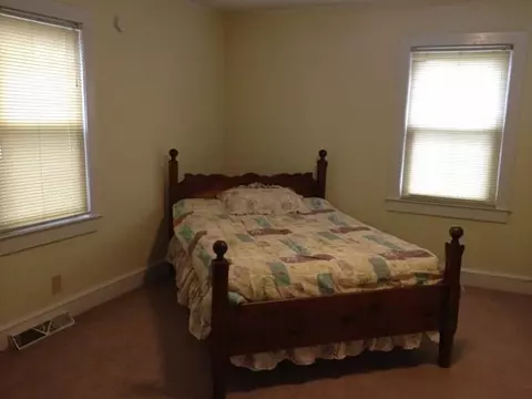 340 W Blue Ridge St, Pendleton, SC 29670 photo 6