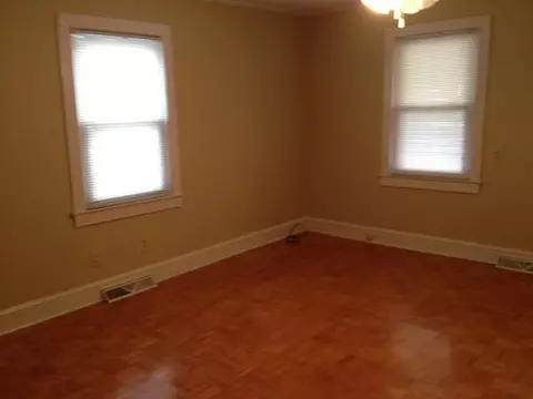 340 W Blue Ridge St, Pendleton, SC 29670 photo 18