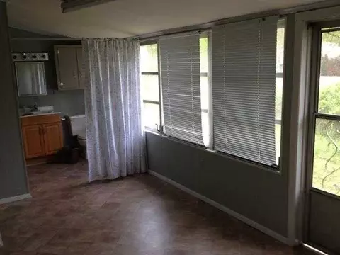 340 W Blue Ridge St, Pendleton, SC 29670 photo 15