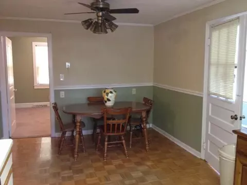 340 W Blue Ridge St, Pendleton, SC 29670 photo 7