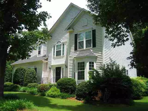 237 Sassafras Dr, Easley, SC 29642 photo 1