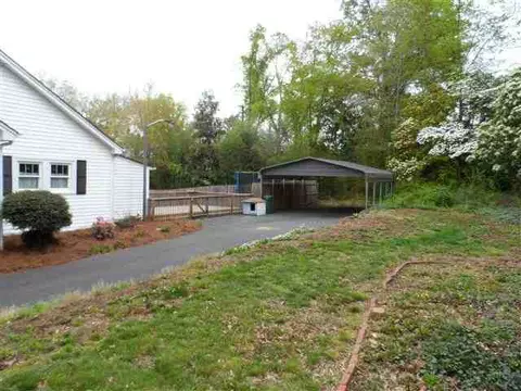 306 Glazner St, Easley, SC 29640 photo 5