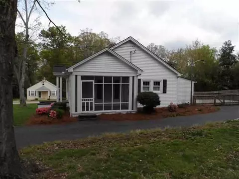 306 Glazner St, Easley, SC 29640 photo 4