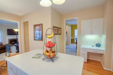 104 Walnut Hl, Easley, SC 29642 photo 9