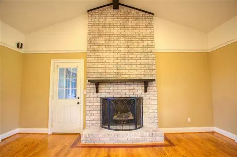 203 Rampey St, Easley, SC 29640 photo 4