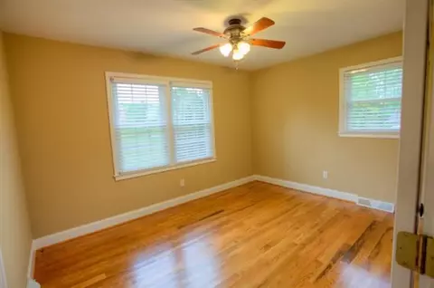 203 Rampey St, Easley, SC 29640 photo 8
