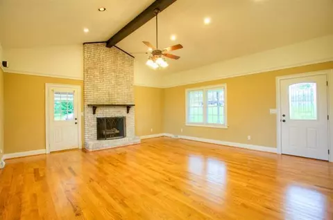 203 Rampey St, Easley, SC 29640 photo 5