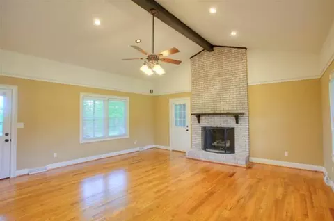 203 Rampey St, Easley, SC 29640 photo 7