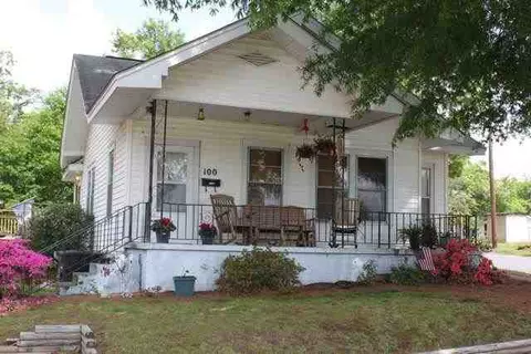 100 Carolina Ave, Honea Path, SC 29654 photo 1
