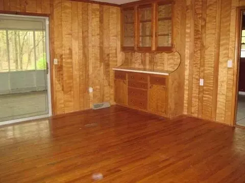 2740 Flat Rock Rd, Starr, SC 29684 photo 4