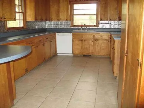 2740 Flat Rock Rd, Starr, SC 29684 photo 6