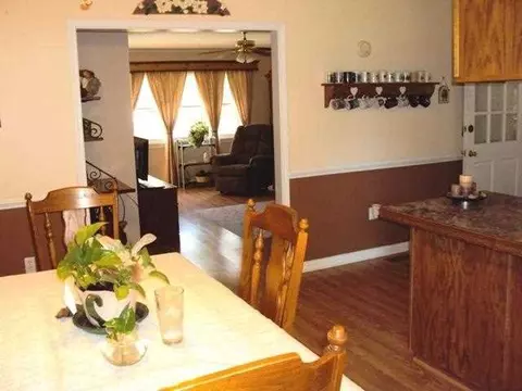 409 Brookforest Dr, Anderson, SC 29621 photo 9
