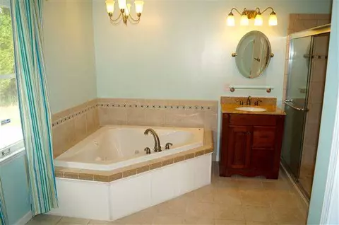 101 Stone Ter, Central, SC 29630 photo 13