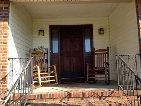 102 Stonehaven Ln, Easley, SC 29642 photo 2