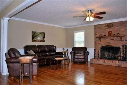 102 Stonehaven Ln, Easley, SC 29642 photo 3