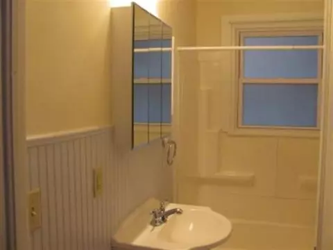 27 Spring St, Pelzer, SC 29669 photo 8