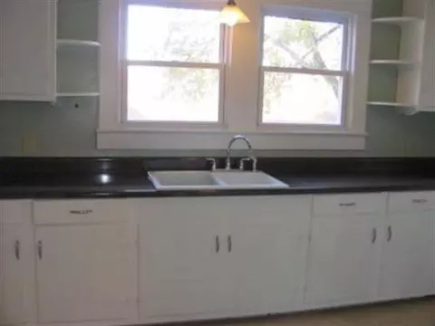 27 Spring St, Pelzer, SC 29669 photo 4