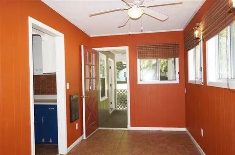 411 Cherry St, Pendleton, SC 29670 photo 8
