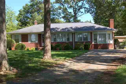 847 Warley Cir, Pendleton, SC 29670 photo 2