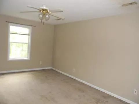 100 Getsinger Dr, Anderson, SC 29621 photo 4