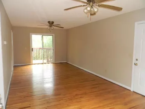 100 Getsinger Dr, Anderson, SC 29621 photo 2