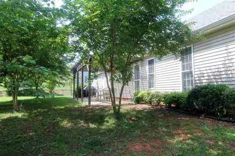 111 Juniper Dr, Pendleton, SC 29670 photo 3