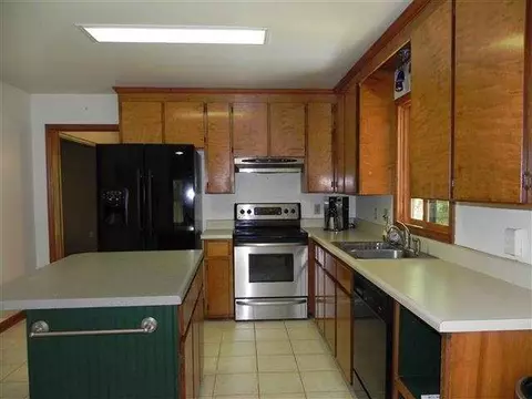 900 Wilson Rd, Central, SC 29630 photo 16