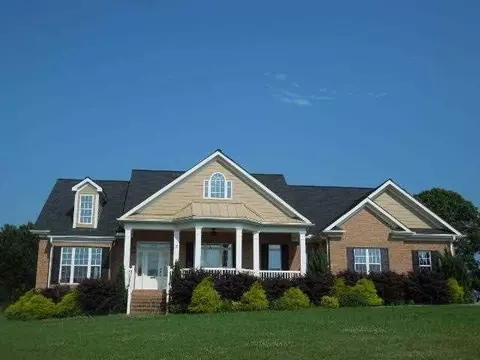 3 Firelight Ln, Easley, SC 29642 photo 1