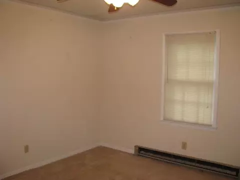 1104 Mcfalls Cir, Anderson, SC 29624 photo 6