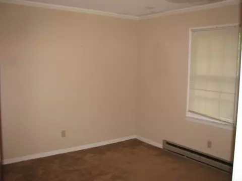1104 Mcfalls Cir, Anderson, SC 29624 photo 4