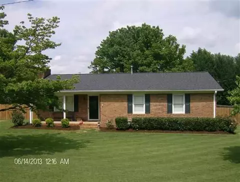 105 Edgewood Ave, Easley, SC 29640 photo 1