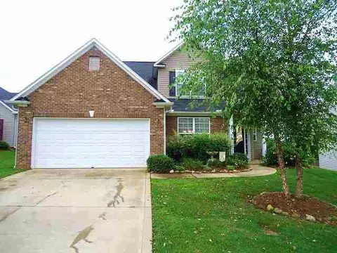 209 Worcester Ln, Easley, SC 29642 photo 1