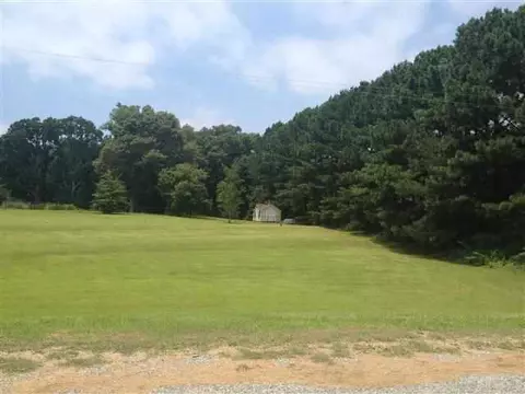 144 Ginn Rd, Starr, SC 29684 photo 7