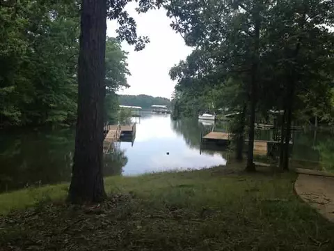 144 Ginn Rd, Starr, SC 29684 photo 1
