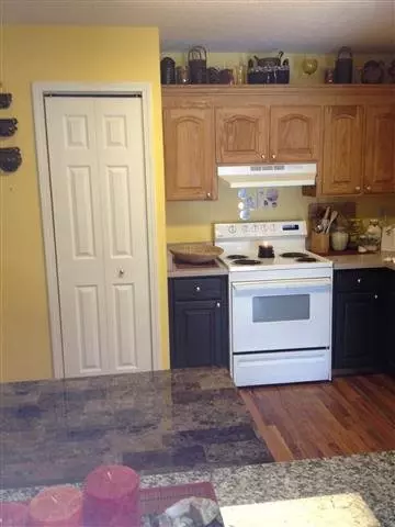 226 Hamilton St, Easley, SC 29640 photo 7